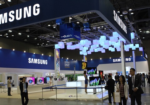 Cho công nhân viên Samsung vay tiền